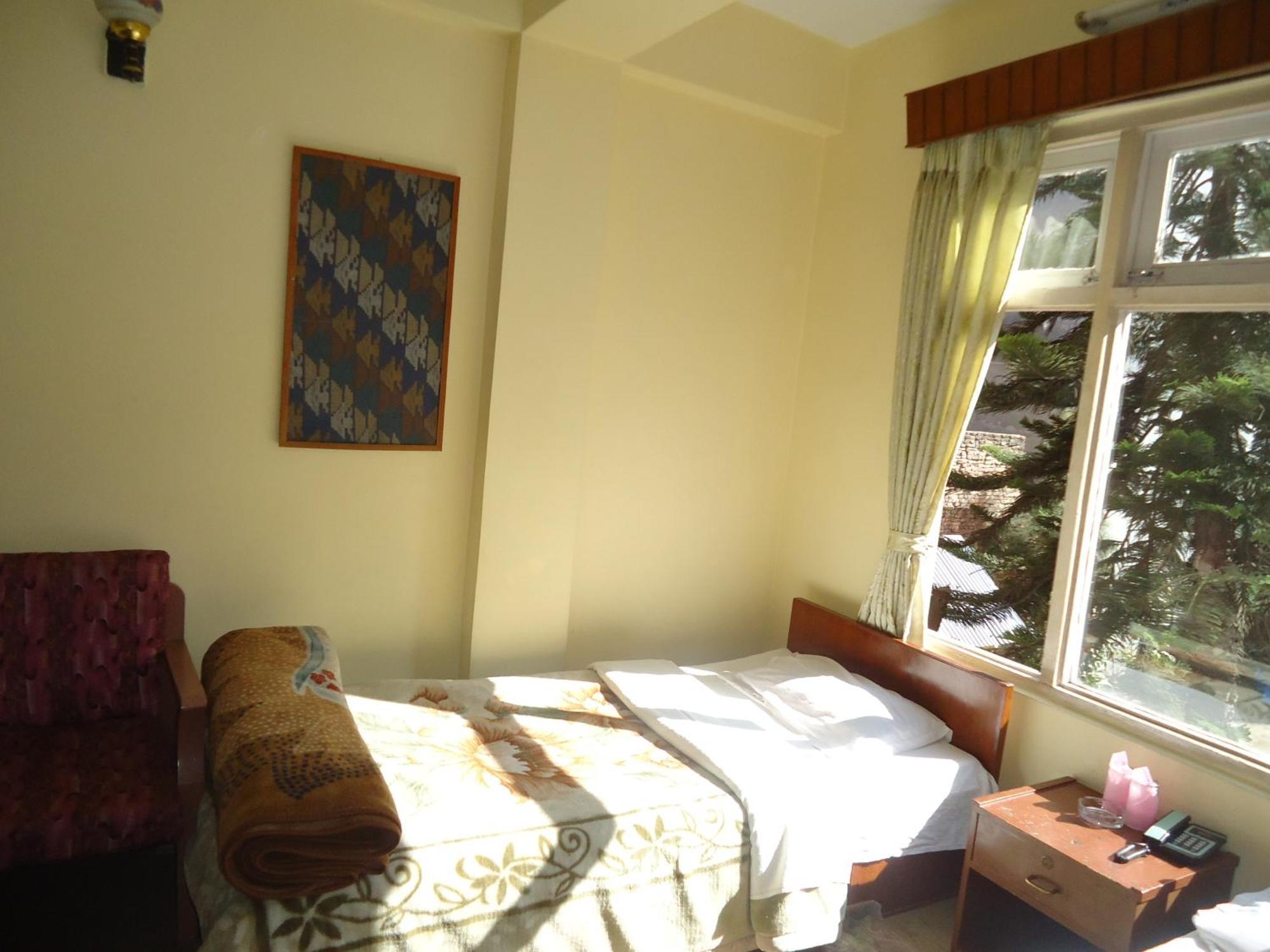 Hotel Discovery Inn Катманду Номер фото
