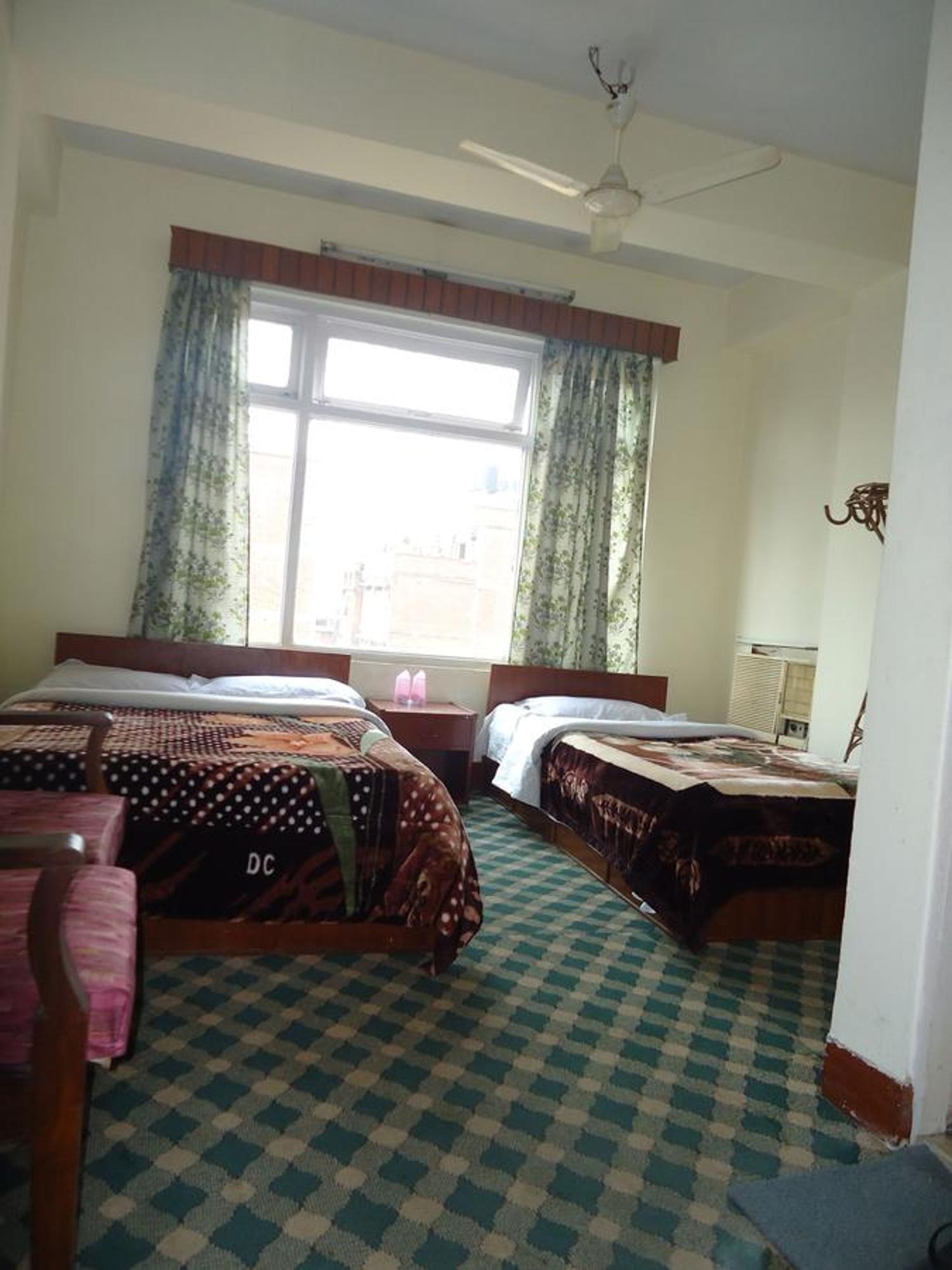 Hotel Discovery Inn Катманду Номер фото